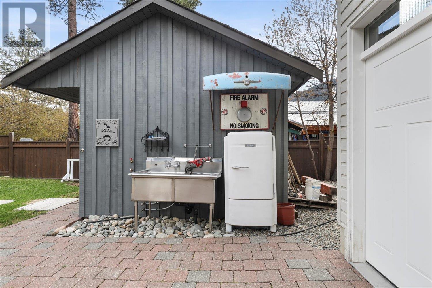 2625 Otter Avenue, Tulameen, British Columbia  V0X 2L0 - Photo 45 - 10314187