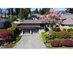 2460 MOWAT PLACE, north vancouver, British Columbia