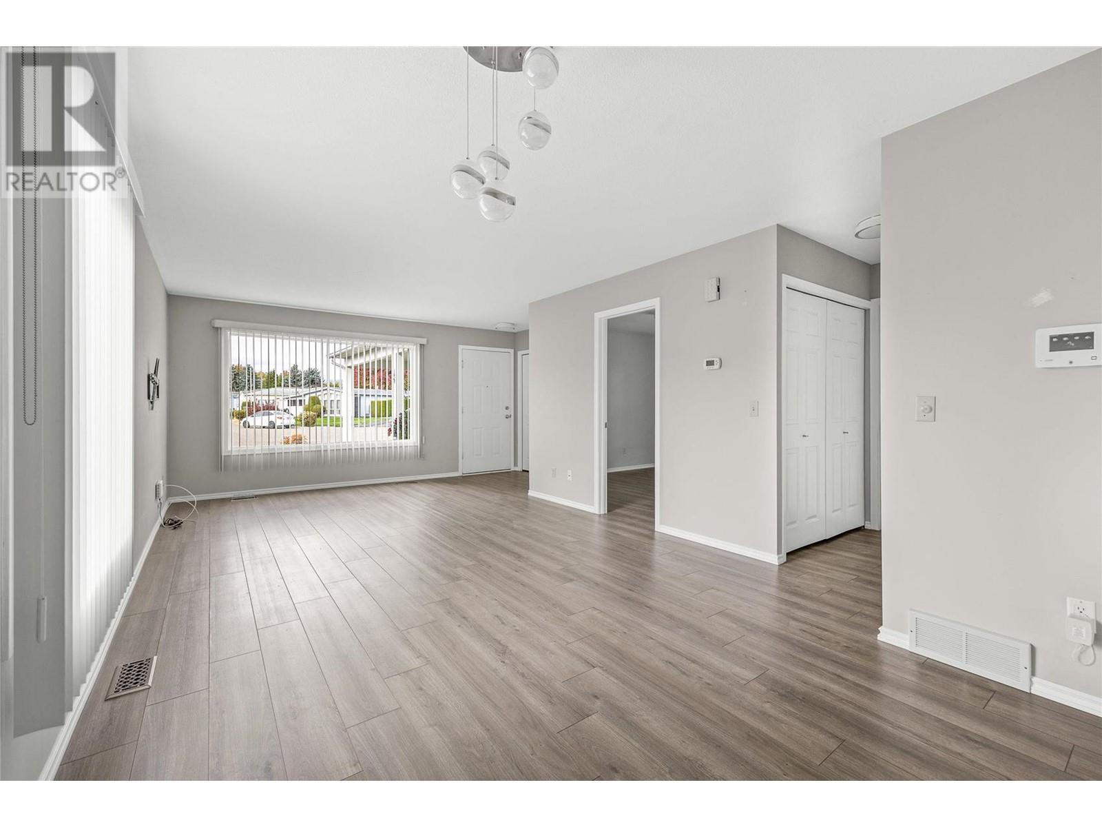 1255 Raymer Avenue Unit# 106 Kelowna