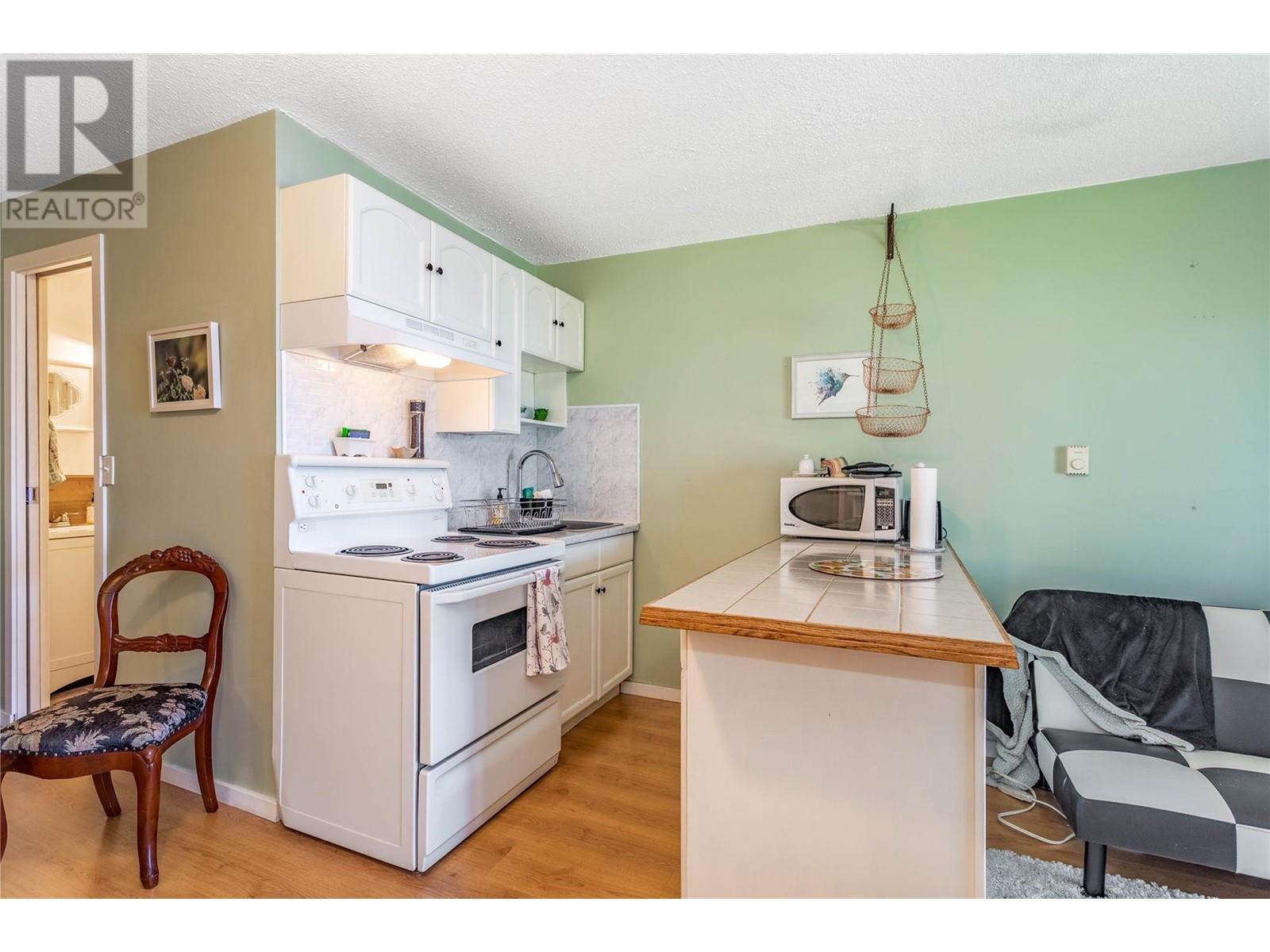 2083 Manuel Road West Kelowna