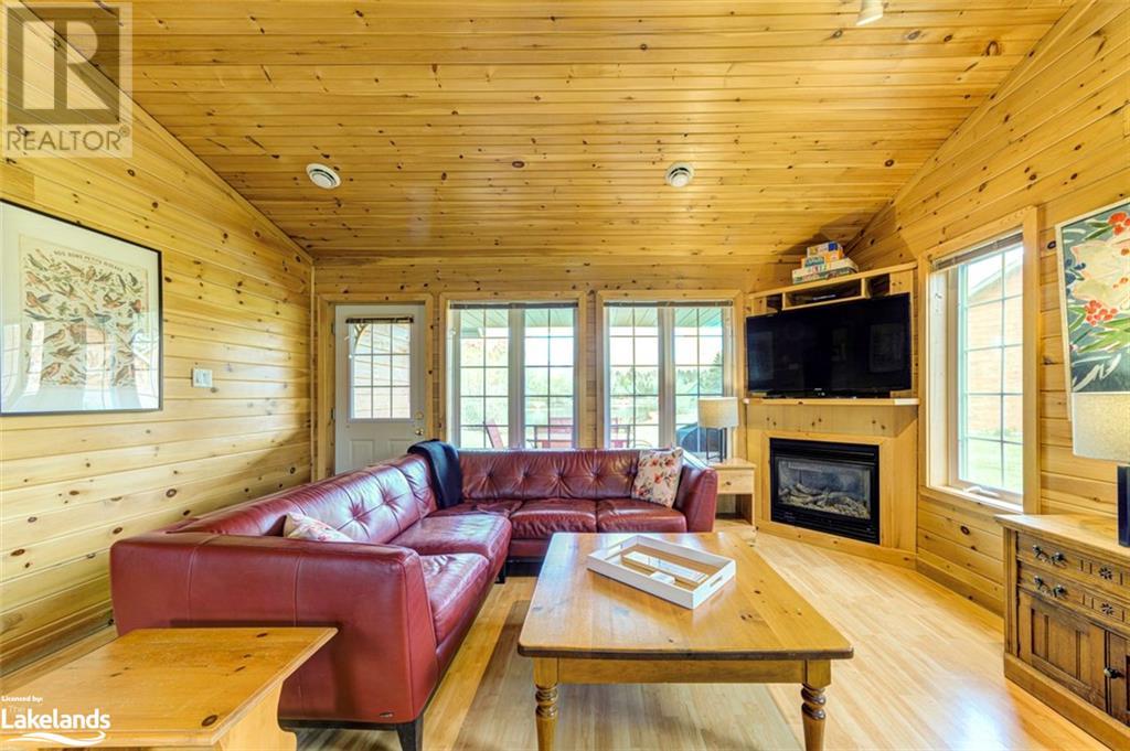 49 Cabin Crescent, Wasaga Beach, Ontario  L9Z 1X7 - Photo 17 - 40589289