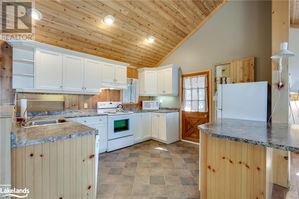 1069 Trafalgar Bay Road, Bala, Ontario  P0C 1A0 - Photo 17 - 40579645