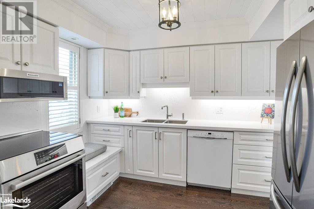 15 Golf Course Road Unit# 2, Bracebridge, Ontario  P1L 1M7 - Photo 3 - 40589438