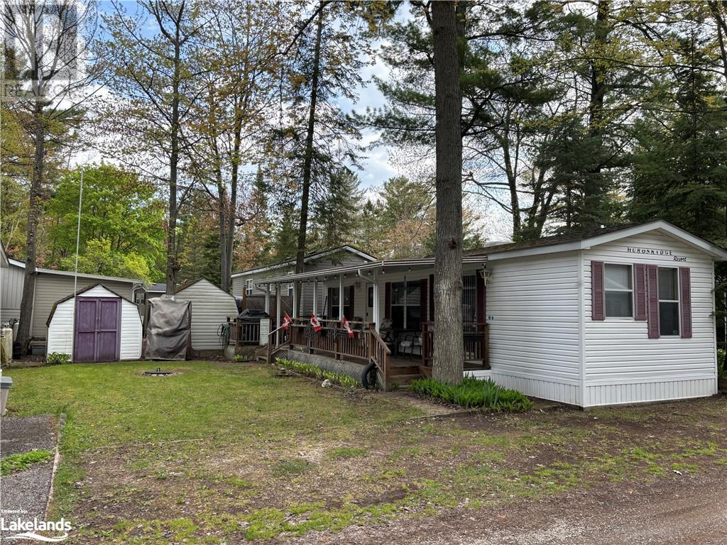 85 Theme Park Drive Unit# 153, Wasaga Beach, Ontario  L9Z 1X7 - Photo 2 - 40587541