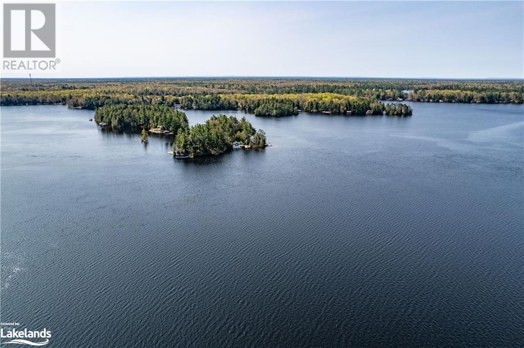 99 Bala Park Island, Bala, Ontario  P0C 1A0 - Photo 2 - 40590159