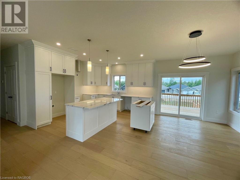 612 26th Avenue, Hanover, Ontario  N4N 3B8 - Photo 4 - 40586233