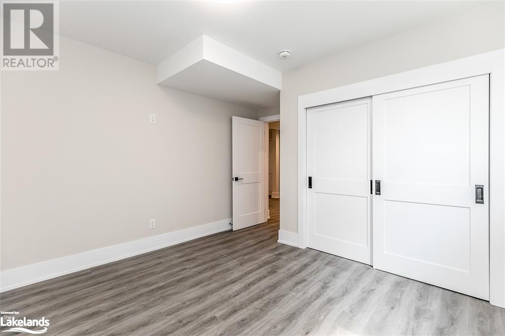 18 Lakeshore Road, Wasaga Beach, Ontario  L9Z 2Y5 - Photo 39 - 40589793