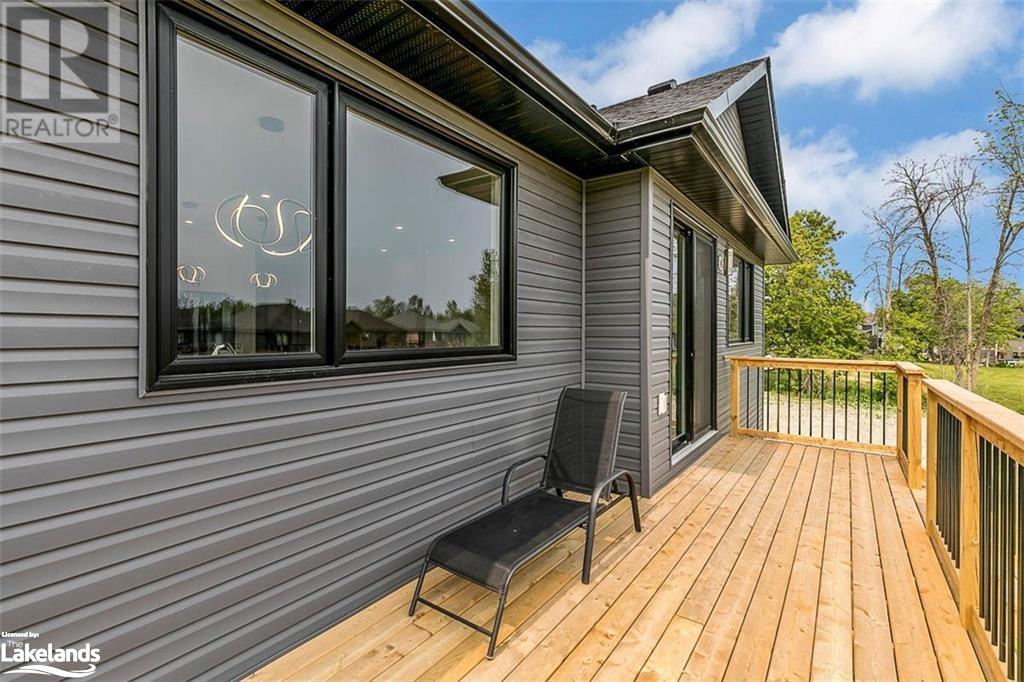 18 Lakeshore Road, Wasaga Beach, Ontario  L9Z 2Y5 - Photo 44 - 40589793