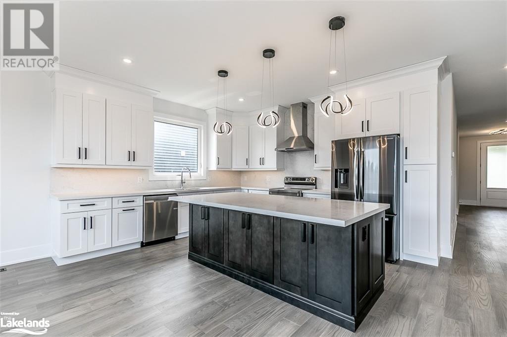 18 Lakeshore Road, Wasaga Beach, Ontario  L9Z 2Y5 - Photo 6 - 40589793