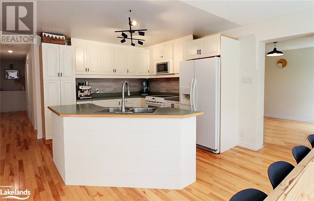 136 Maple Lane, Town Of Blue Mountains, Ontario  N0H 2E0 - Photo 14 - 40589134