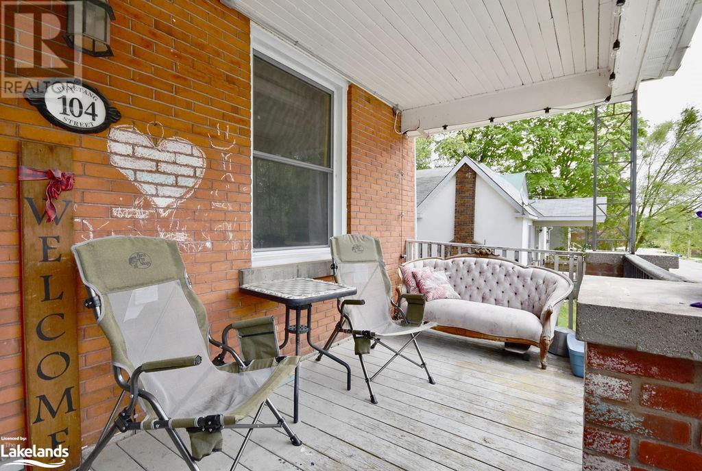 104 Penetang Street, Orillia, Ontario  L3V 3N5 - Photo 6 - 40589984
