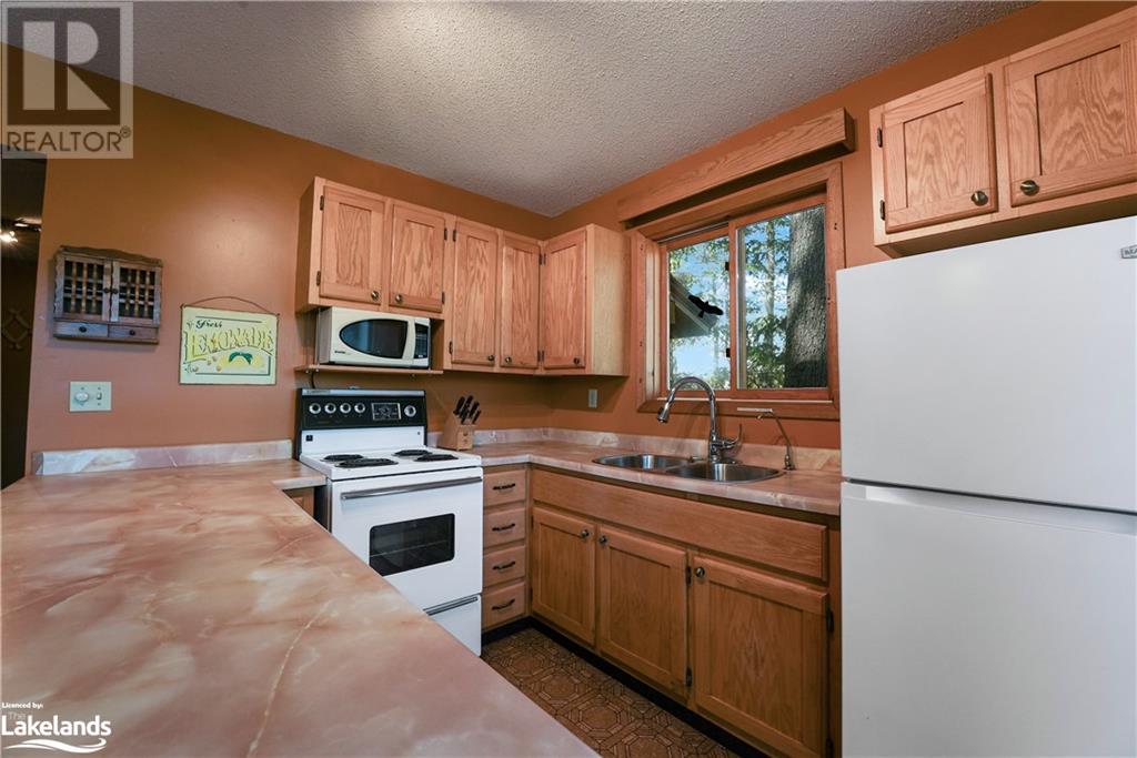 1021 Obelisk Trail, Minden, Ontario  K0M 2A1 - Photo 14 - 40589075