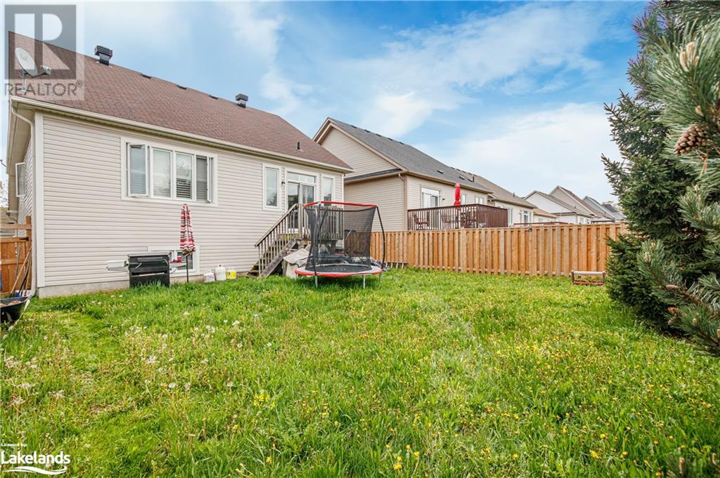 20 Grand Poplar Lane, Wasaga Beach, Ontario  L9Z 0E2 - Photo 16 - 40590319