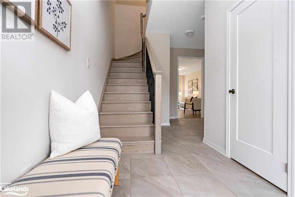 18 Albany Street, Collingwood, Ontario  L9Y 3V3 - Photo 3 - 40589292