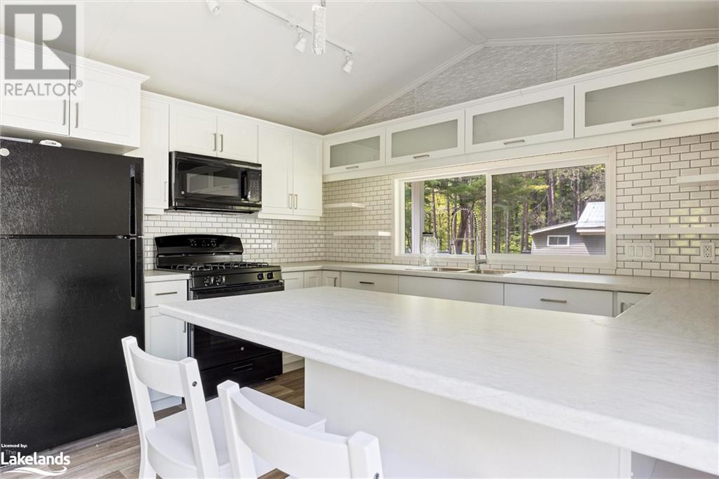 1072 Whites Road Unit# 84, Port Carling, Ontario  P0B 1J0 - Photo 13 - 40590152