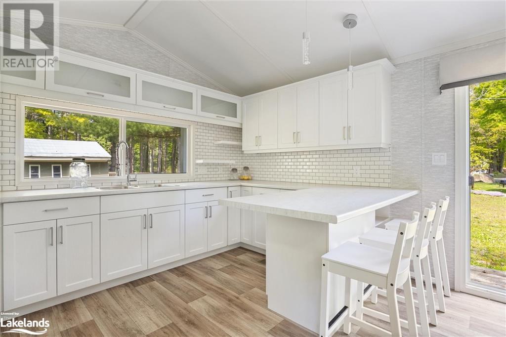 1072 Whites Road Unit# 84, Port Carling, Ontario  P0B 1J0 - Photo 14 - 40590152
