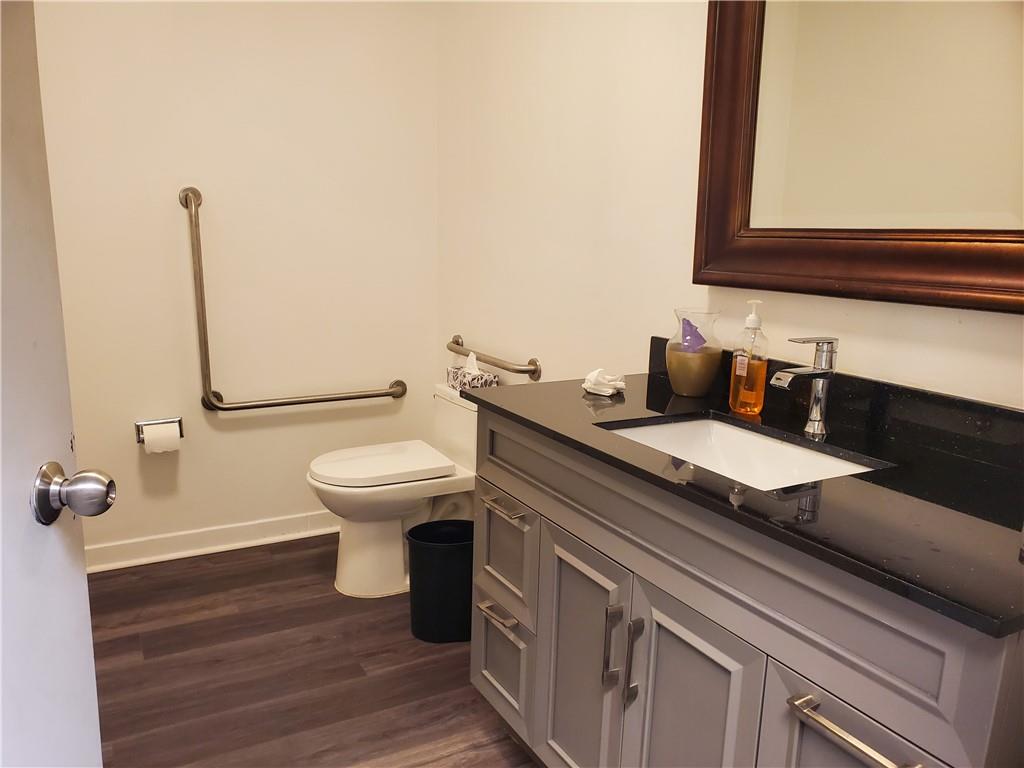 4365 Queen Street, Unit #main, Niagara Falls, Ontario  L2E 2K9 - Photo 13 - H4194264