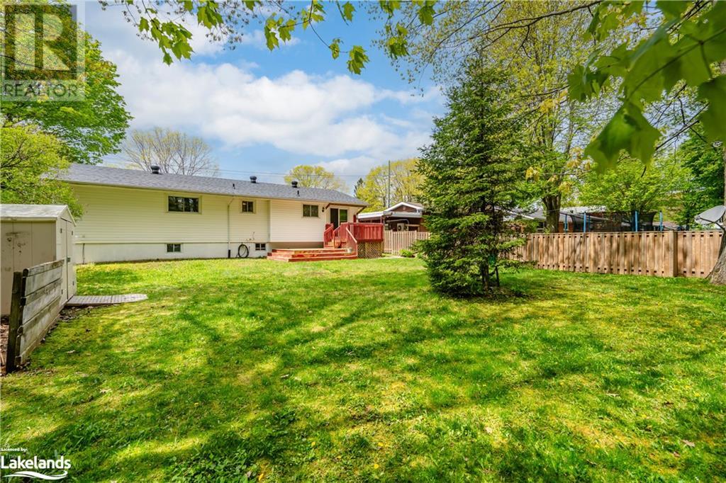 5 Dufferin Street, Penetanguishene, Ontario  L9M 1H2 - Photo 16 - 40589255