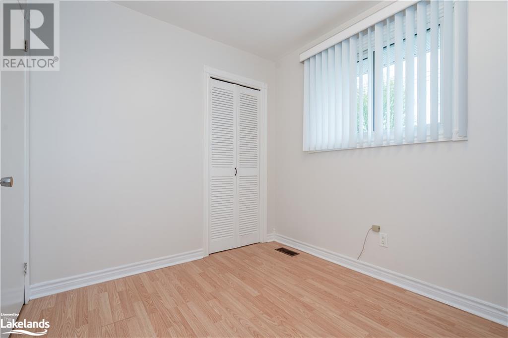 5 Dufferin Street, Penetanguishene, Ontario  L9M 1H2 - Photo 9 - 40589255
