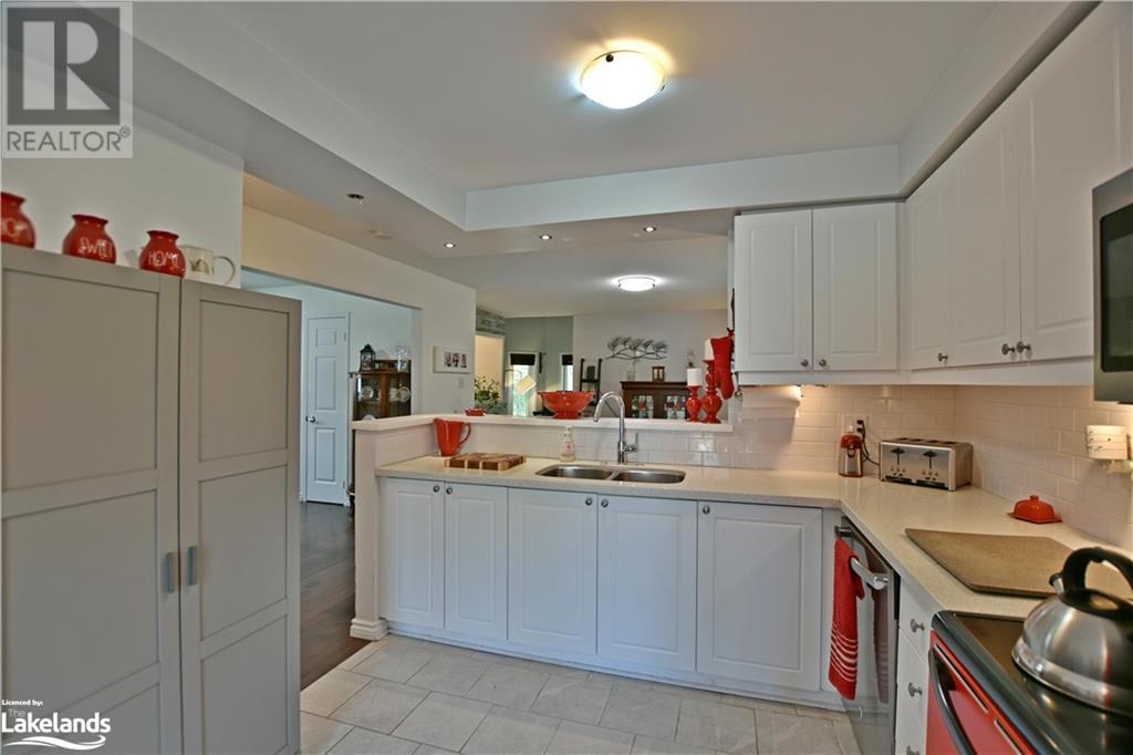 187 Dyer Drive, Wasaga Beach, Ontario  L9Z 1L9 - Photo 12 - 40590395
