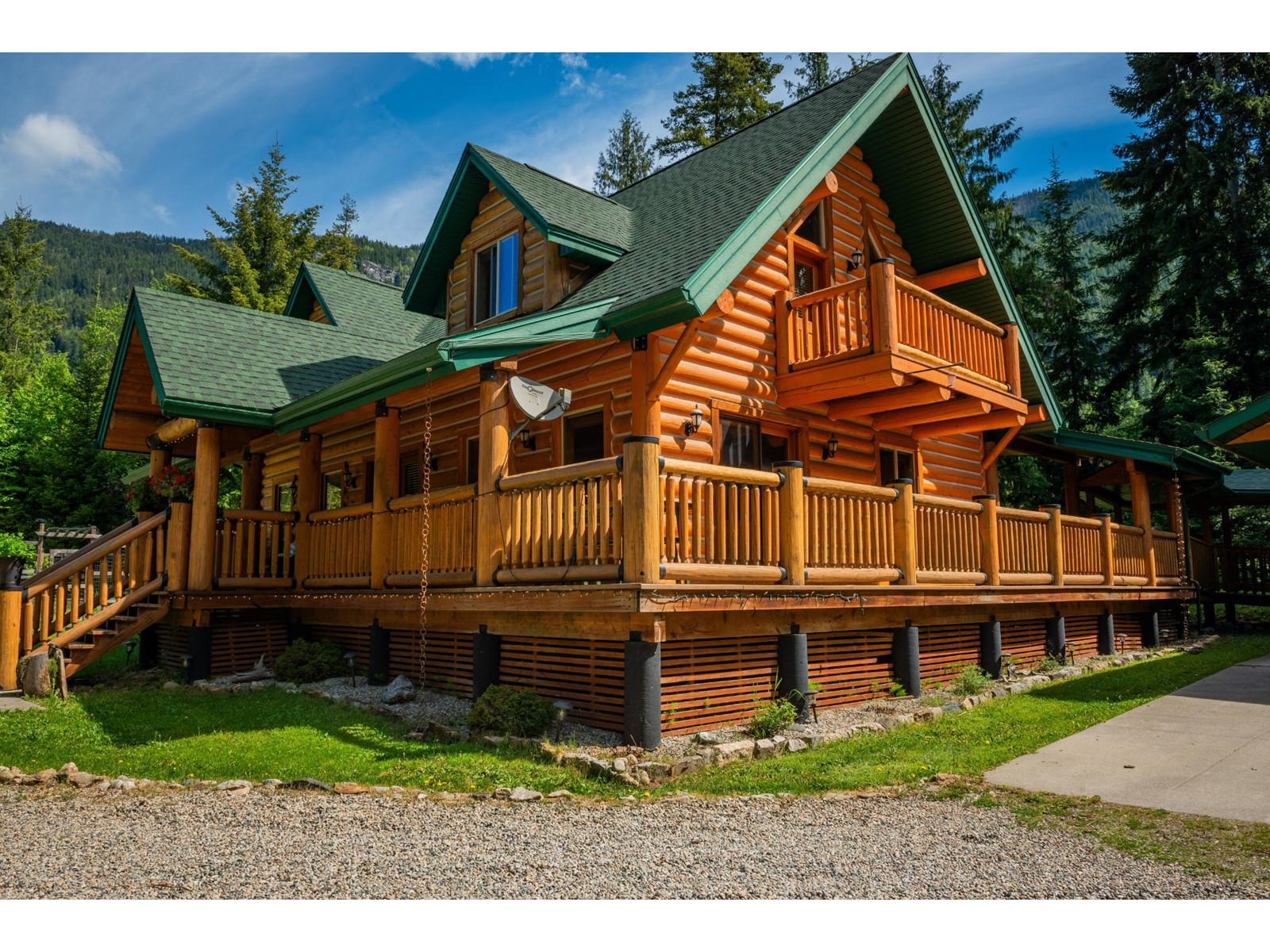 2692 Storbo Heights Road, Slocan Park, British Columbia  V0G 2E0 - Photo 4 - 2476996