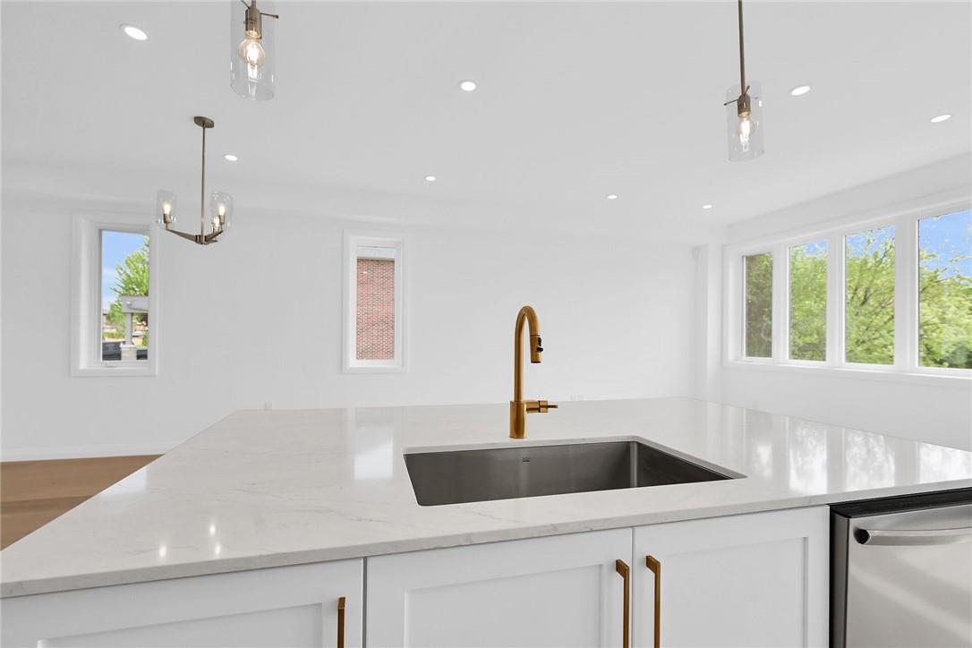 27 Kingfisher Drive, Hamilton, Ontario  L9A 5A4 - Photo 17 - H4194308