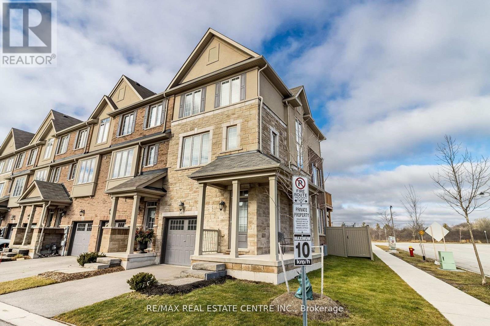 411 HARDWICK COMMON, oakville, Ontario