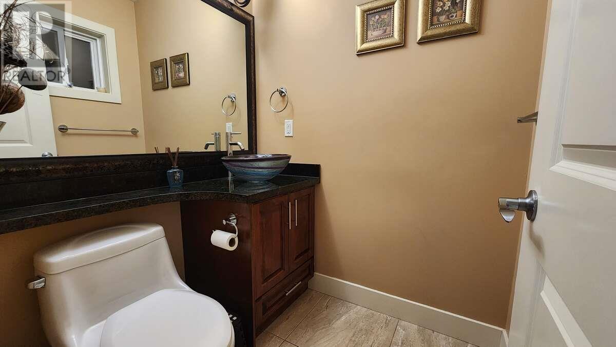 Listing Picture 10 of 20 : 5158 FRANCES STREET, Burnaby / 本拿比 - 魯藝地產 Yvonne Lu Group - MLS Medallion Club Member