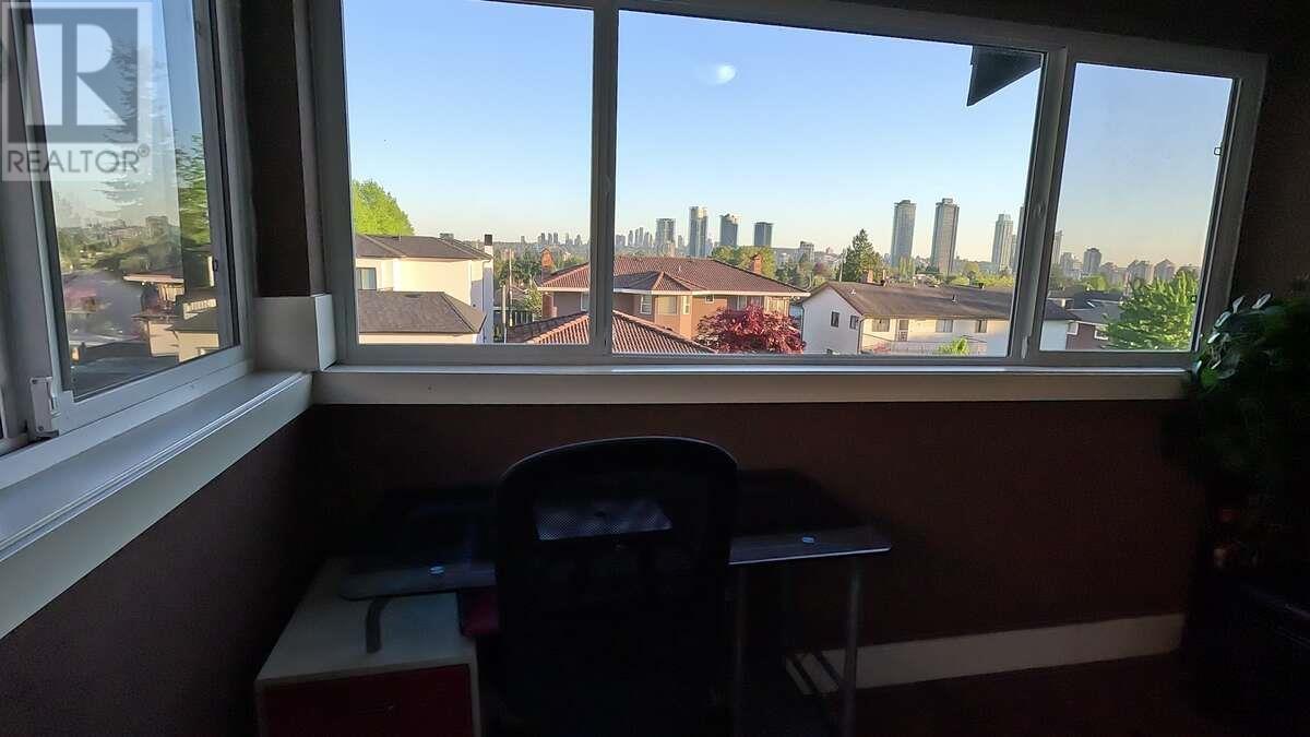 Listing Picture 18 of 20 : 5158 FRANCES STREET, Burnaby / 本拿比 - 魯藝地產 Yvonne Lu Group - MLS Medallion Club Member