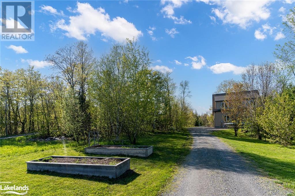 21 Martha Drive, Mckellar, Ontario  P2A 2W9 - Photo 5 - 40590289