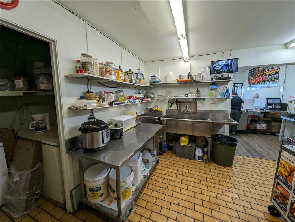 309 Grays Road, Hamilton, Ontario  L8E 1V6 - Photo 16 - H4194278