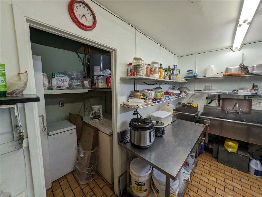 309 Grays Road, Hamilton, Ontario  L8E 1V6 - Photo 20 - H4194278