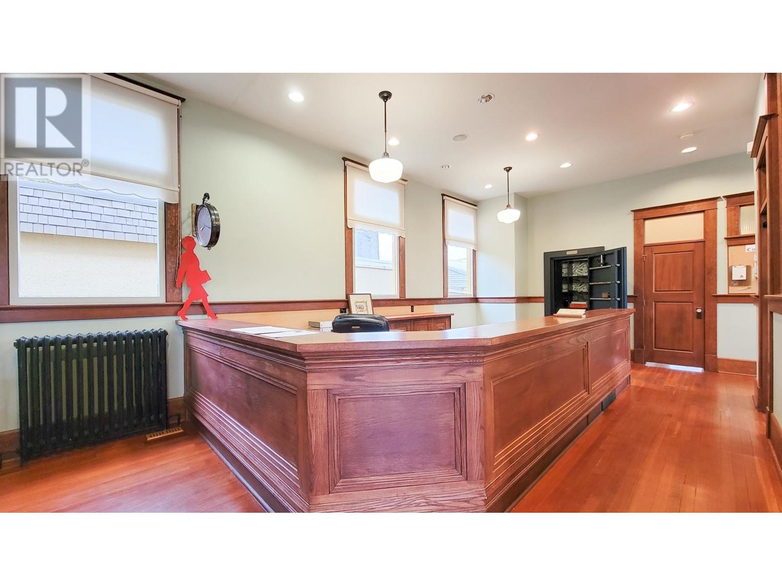 2346 Clarke Street, Port Moody, British Columbia  V3H 1Y8 - Photo 4 - C8060078