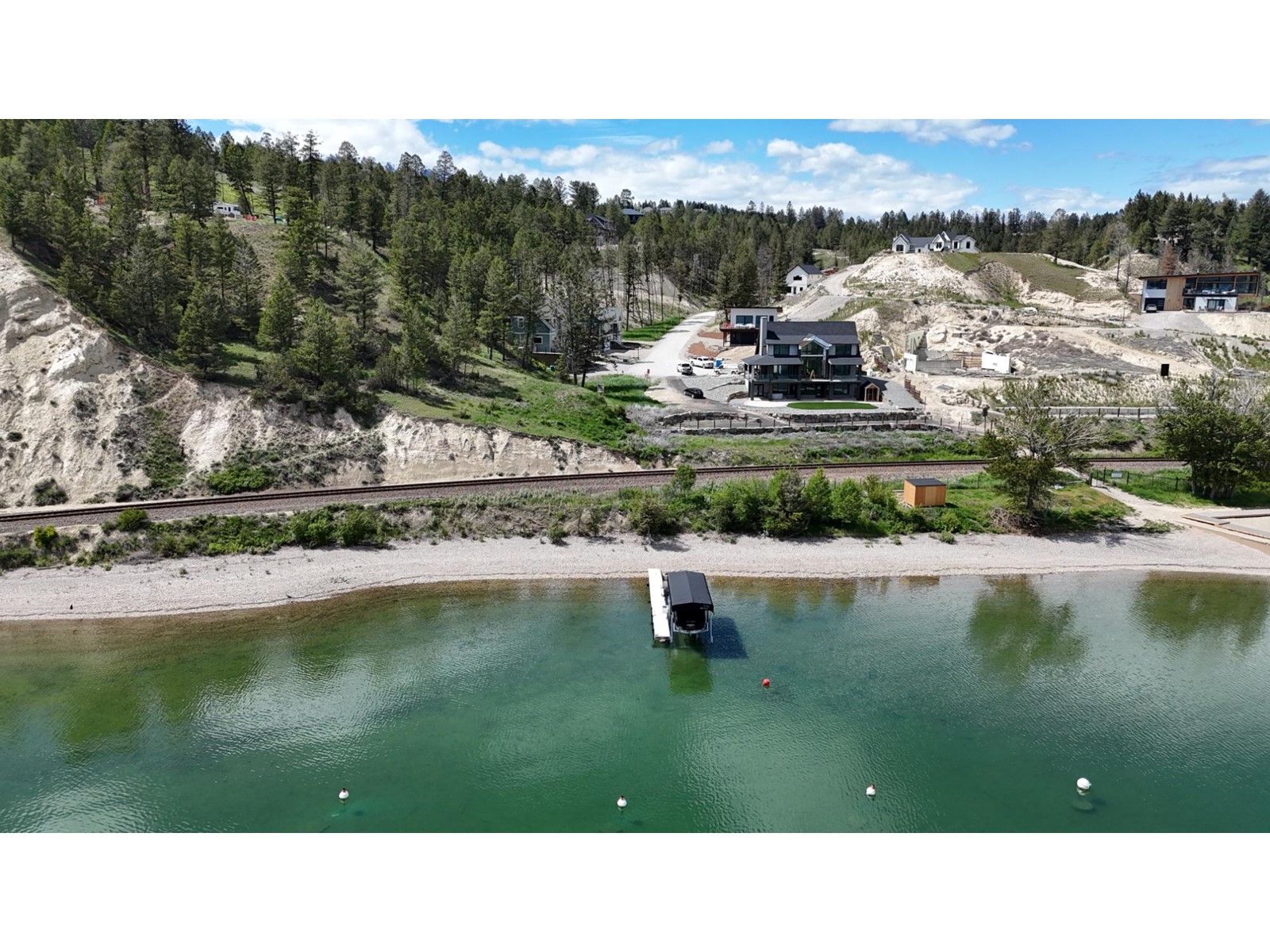 636 Taynton Drive, Invermere, British Columbia  V0A 1K5 - Photo 9 - 2477017