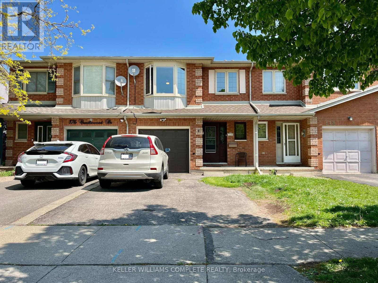 <h3>$2,850<small> Monthly</small></h3><p>174 Candlewood Drive, Hamilton, Ontario</p>