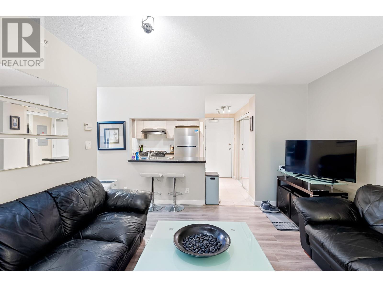 503 198 Aquarius Mews, Vancouver, British Columbia  V6Z 2Y4 - Photo 8 - R2884025