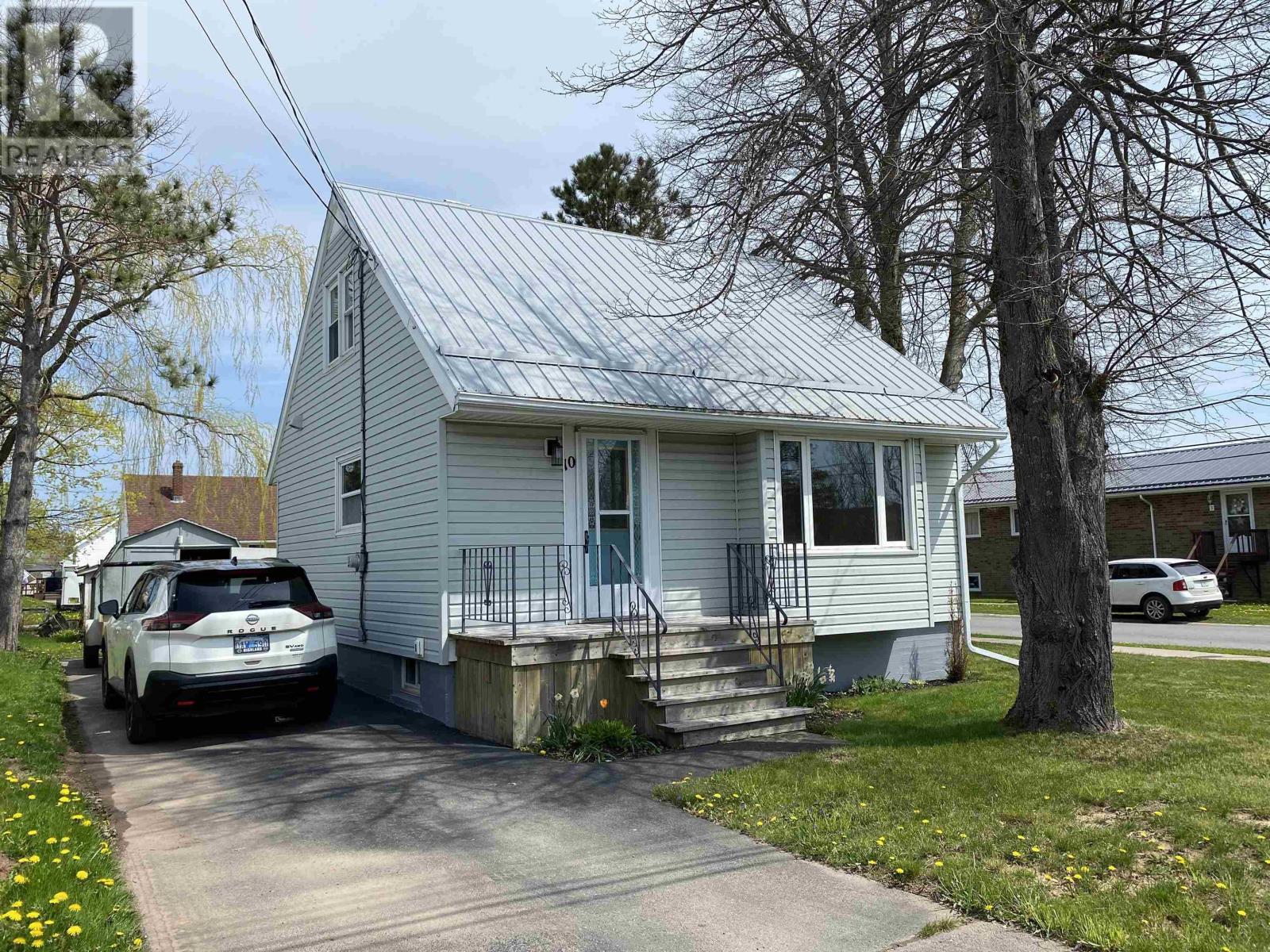 10 Cambey Avenue, stellarton, Nova Scotia