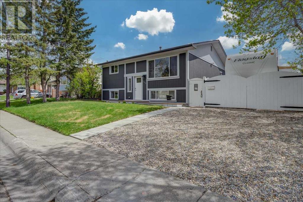 232 Manora Road NE, calgary, Alberta