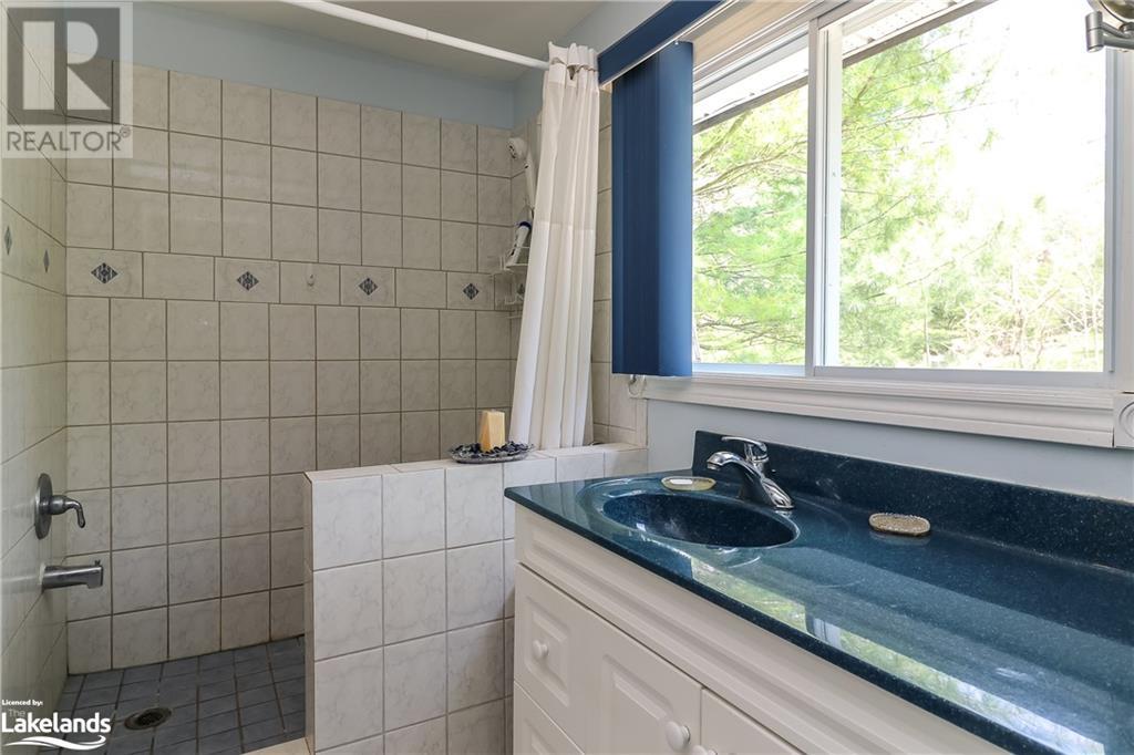 208 Oxbow Park Drive, Wasaga Beach, Ontario  L9Z 2V7 - Photo 19 - 40590785