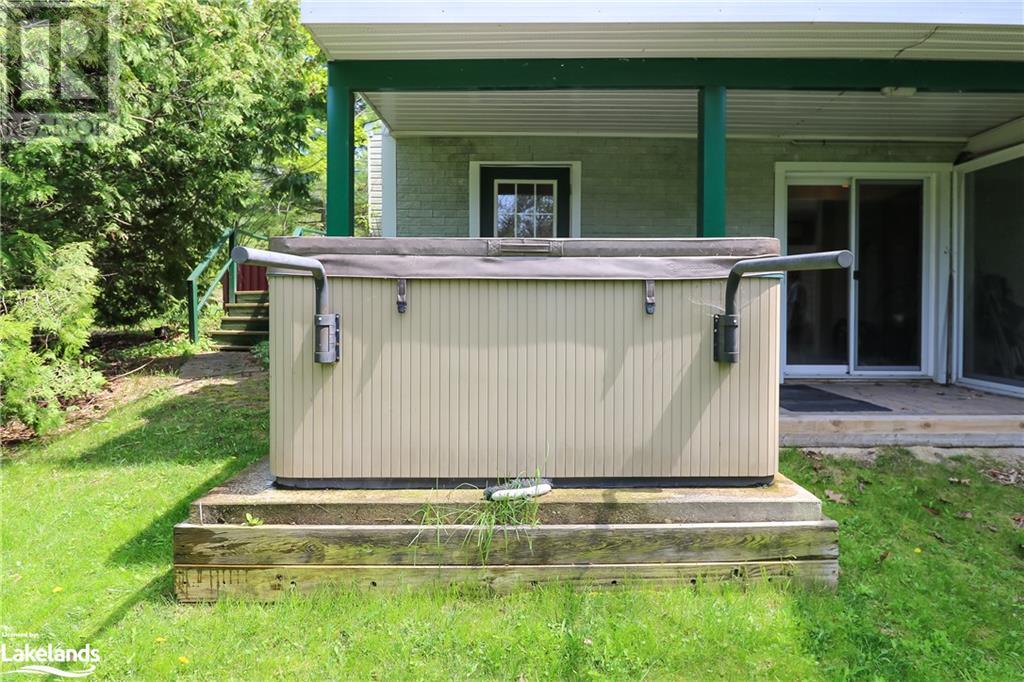 208 Oxbow Park Drive, Wasaga Beach, Ontario  L9Z 2V7 - Photo 42 - 40590785