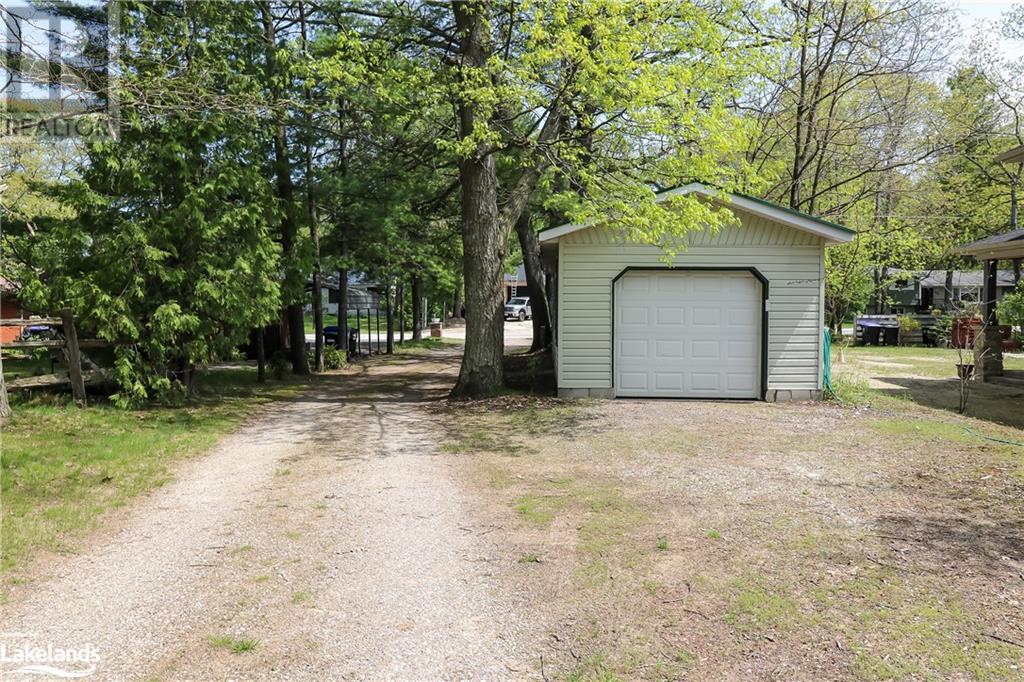 208 Oxbow Park Drive, Wasaga Beach, Ontario  L9Z 2V7 - Photo 47 - 40590785