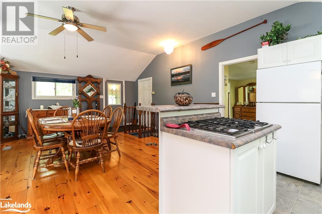 208 Oxbow Park Drive, Wasaga Beach, Ontario  L9Z 2V7 - Photo 9 - 40590785