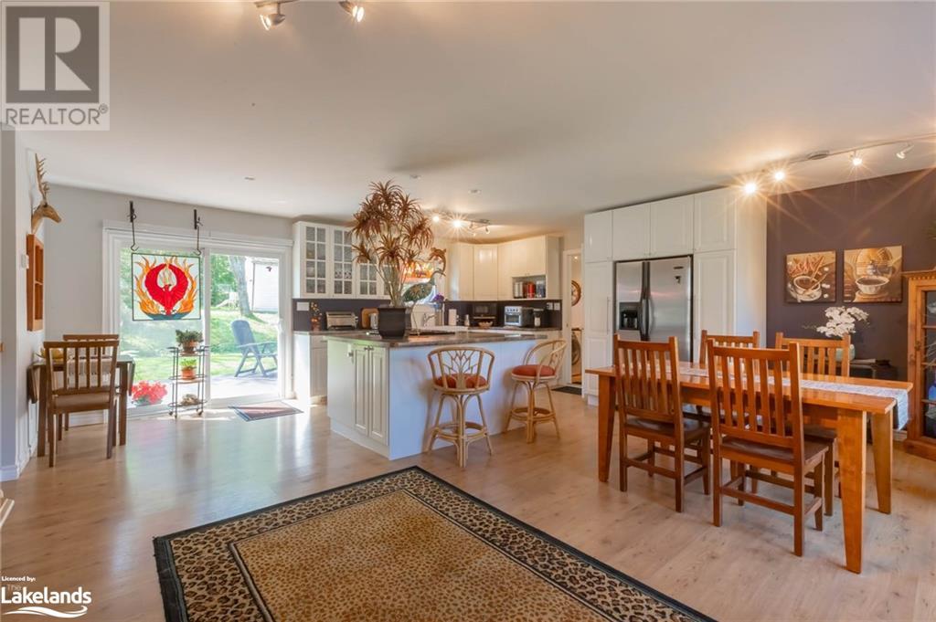 11 Meadow Park Drive, Huntsville, Ontario  P1H 1G2 - Photo 11 - 40589400