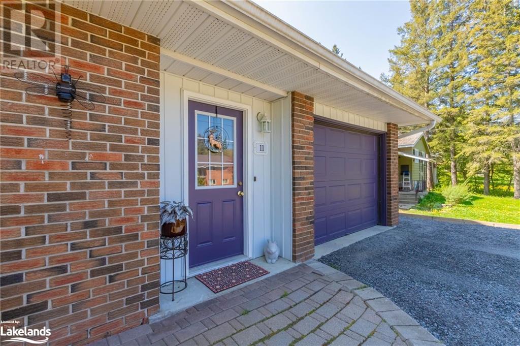 11 Meadow Park Drive, Huntsville, Ontario  P1H 1G2 - Photo 6 - 40589400