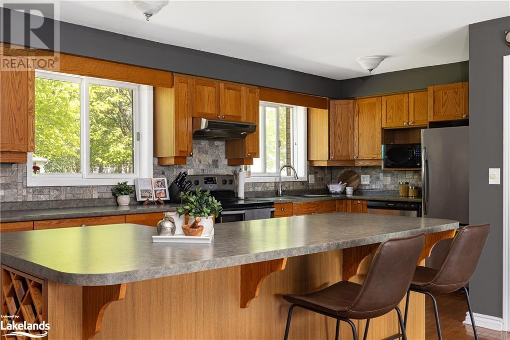 7 Dawsonwood Drive, Bracebridge, Ontario  P1L 1G5 - Photo 13 - 40588199