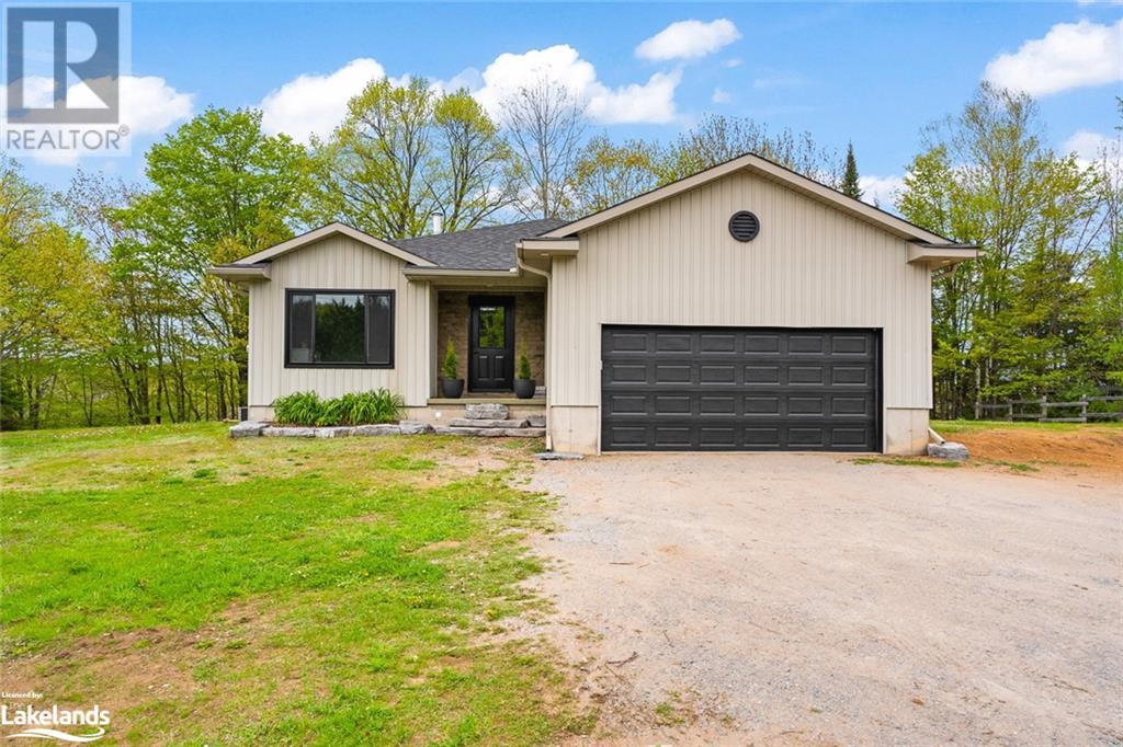 1058 Minden Lake Road, Minden, Ontario  K0M 2K0 - Photo 2 - 40587979