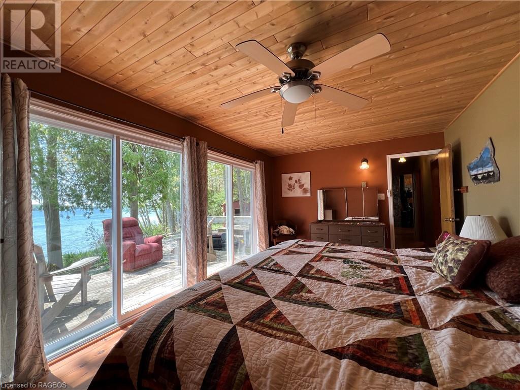 270 Barney's Boulevard, Northern Bruce Peninsula, Ontario  N0H 1Z0 - Photo 12 - 40589923
