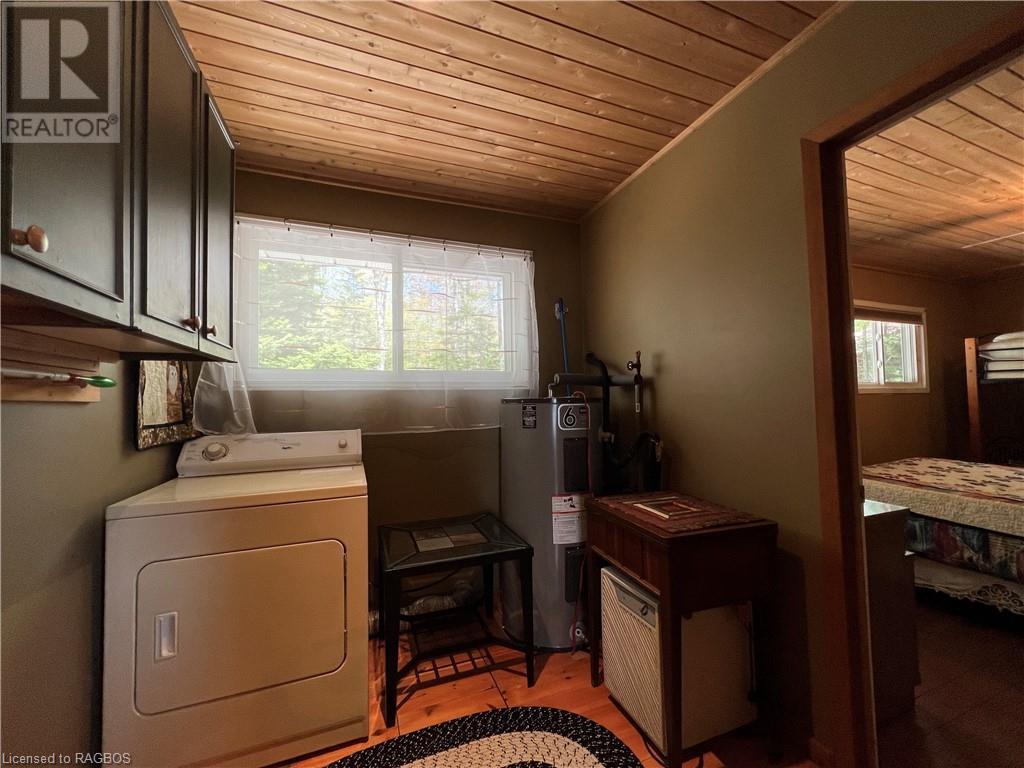 270 Barney's Boulevard, Northern Bruce Peninsula, Ontario  N0H 1Z0 - Photo 15 - 40589923