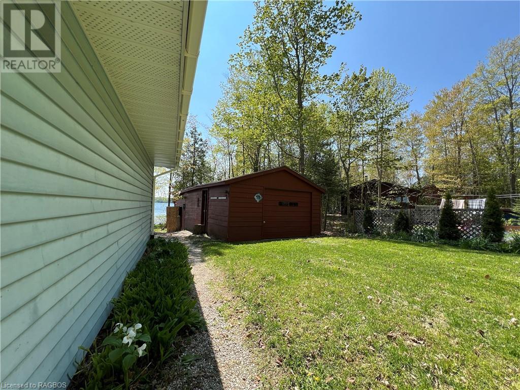 270 Barney's Boulevard, Northern Bruce Peninsula, Ontario  N0H 1Z0 - Photo 22 - 40589923