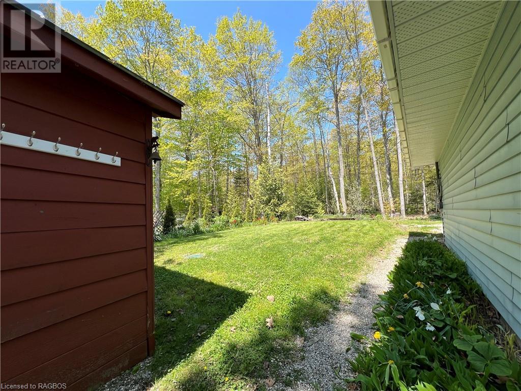 270 Barney's Boulevard, Northern Bruce Peninsula, Ontario  N0H 1Z0 - Photo 37 - 40589923